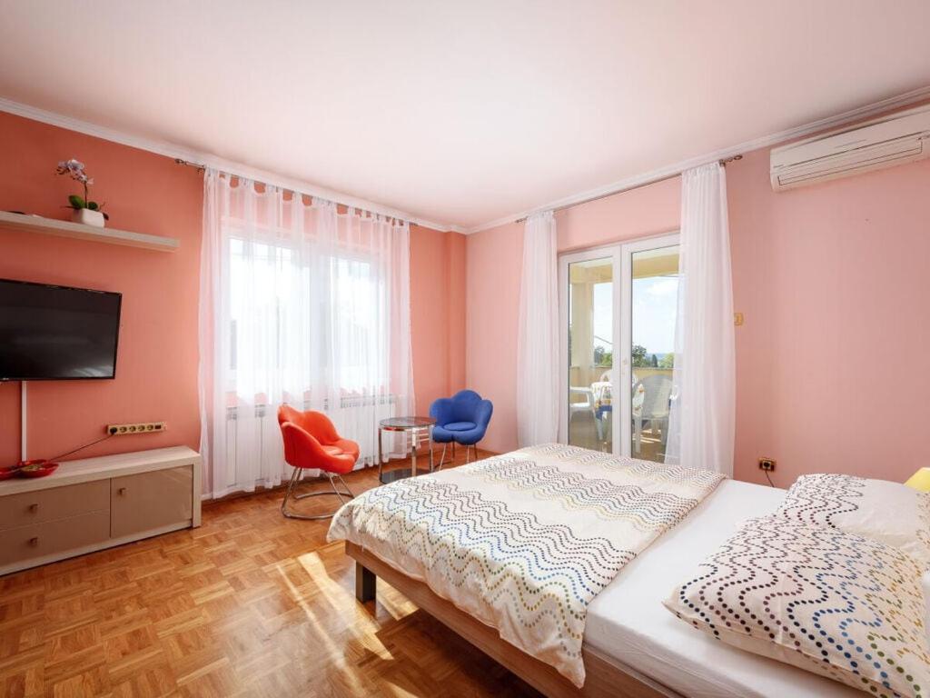 Holiday home Gulic 2 Comfortable