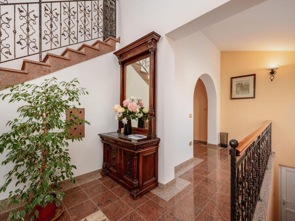 Gulic 2 Comfortable Holiday home Porec
